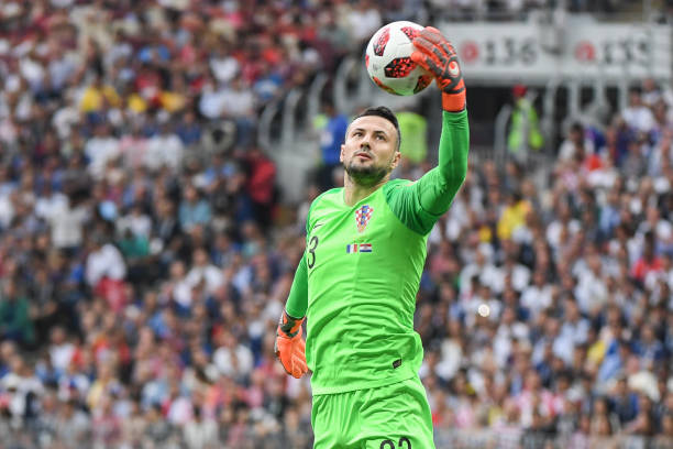 取得领先优 取得领先优